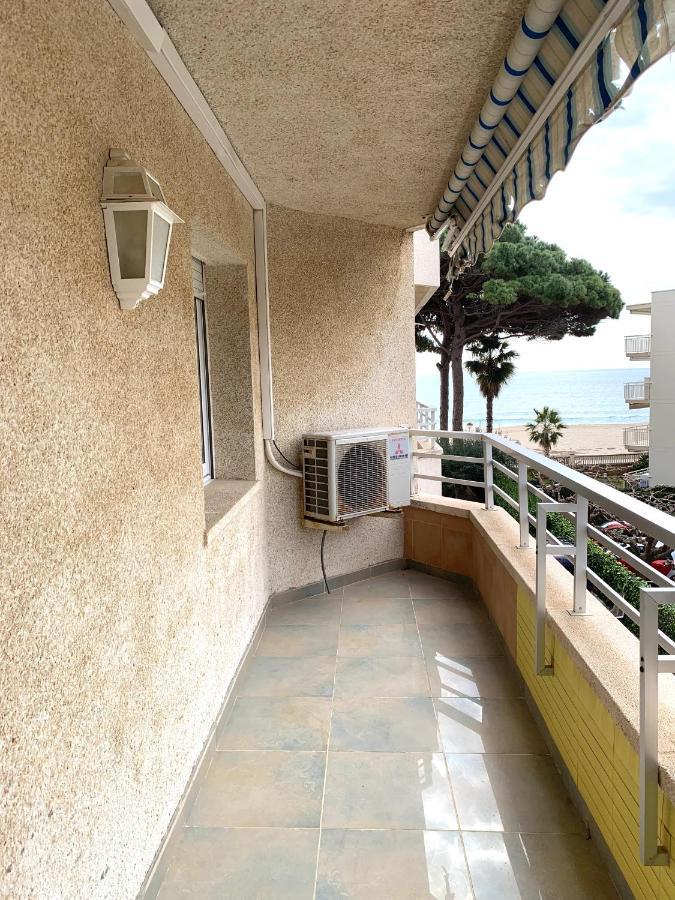 Apartamento Rivera Камбрильс Экстерьер фото